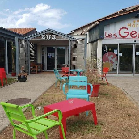 Hotel Les Genets Lahubiague Exterior foto